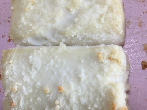 水切り豆腐の粉チーズ焼き